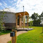 Magnolia Hoeve - Unieke Bestemming Voor Paardenliefhebbers En Bijzondere Overnachtingen In De
