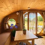 Magnolia Hoeve - Unieke Bestemming Voor Paardenliefhebbers En Bijzondere Overnachtingen In De Parque de Campismo