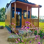 Magnolia Hoeve - Unieke Bestemming Voor Paardenliefhebbers En Bijzondere Overnachtingen In De Parque de Campismo Ledeacker