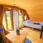 Magnolia Hoeve - Unieke Bestemming Voor Paardenliefhebbers En Bijzondere Overnachtingen In De Parque de Campismo