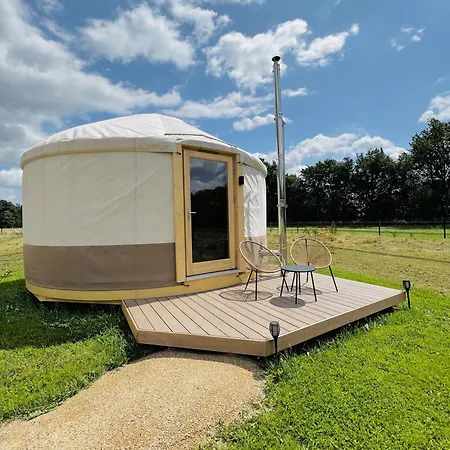 Magnolia Hoeve - Unieke Bestemming Voor Paardenliefhebbers En Bijzondere Overnachtingen In De * Ledeacker