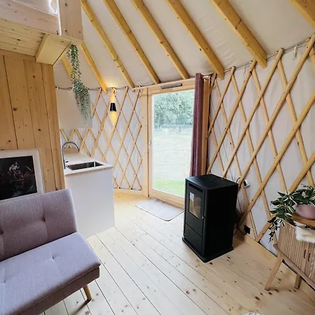 אתר קמפינג Magnolia Hoeve - Unieke Bestemming Voor Paardenliefhebbers En Bijzondere Overnachtingen In De Ledeacker