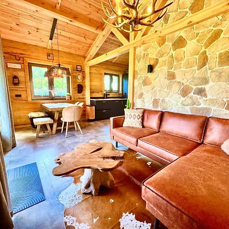 Magnolia Hoeve - Unieke Bestemming Voor Paardenliefhebbers En Bijzondere Overnachtingen In De *