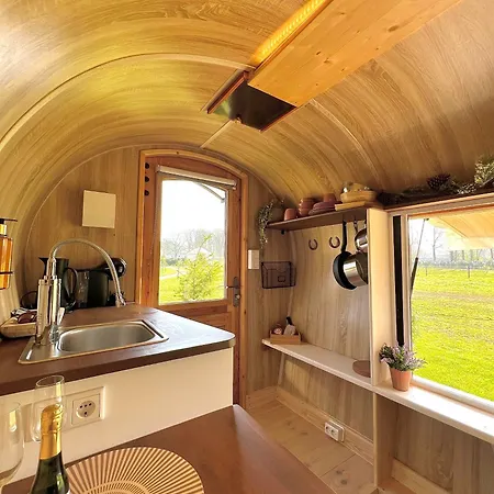Magnolia Hoeve - Unieke Bestemming Voor Paardenliefhebbers En Bijzondere Overnachtingen In De Campeggio *