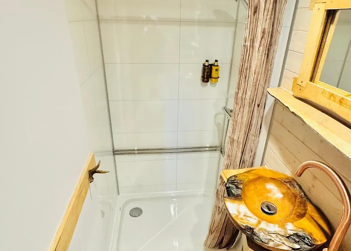 Magnolia Hoeve - Unieke Bestemming Voor Paardenliefhebbers En Bijzondere Overnachtingen In De مكان تخييم