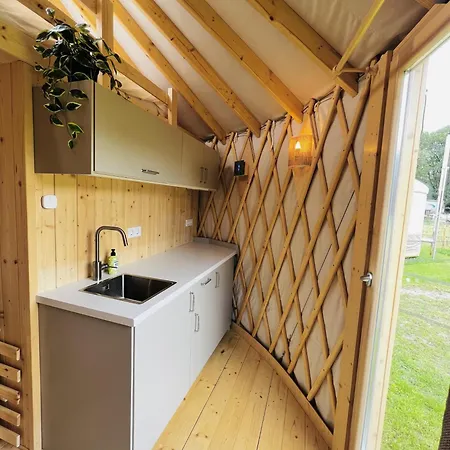 Camping Magnolia Hoeve - Unieke Bestemming Voor Paardenliefhebbers En Bijzondere Overnachtingen In De