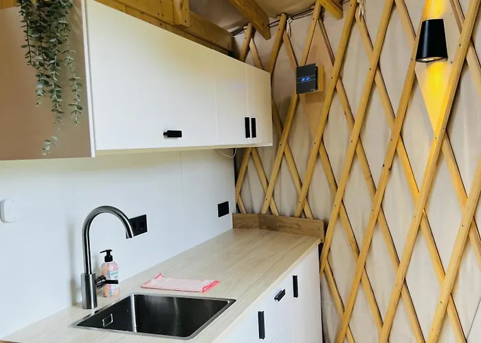 Magnolia Hoeve - Unieke Bestemming Voor Paardenliefhebbers En Bijzondere Overnachtingen In De